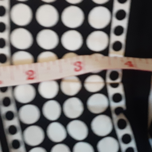 * LOFT OFF WHITE SHORTS WITH BLACK POLKA DOTS, SIZE 8 NEW - Picture 8 of 10